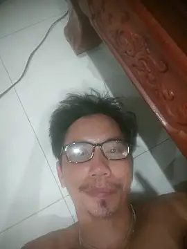 traiwe06 Chat XXX live