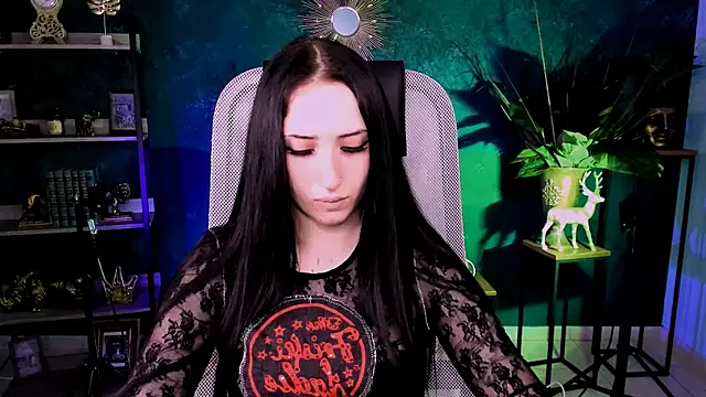 MonicaLowes Chat XXX in diretta