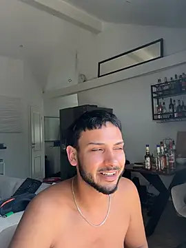 Živý XXX chat Gipsyboysteve