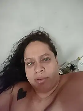 Show modela Katycurr na web-kameri