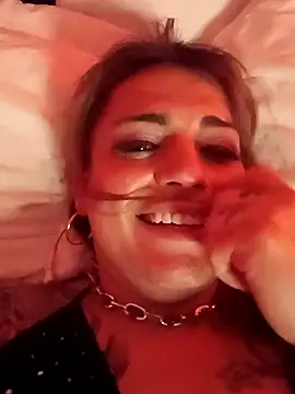UrHellBri-L's Live XXX Chat