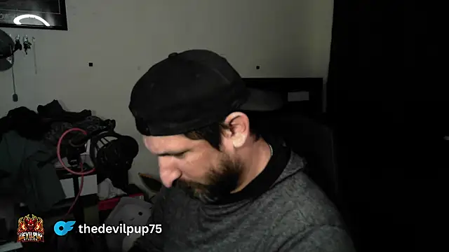 Czat XXX na żywo – DevilPup75_