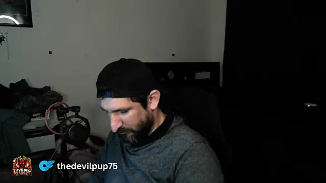 DevilPup75_'s Live XXX Chat