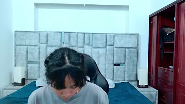 Živý XXX chat laureentt_