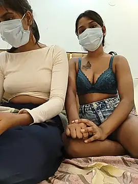 ThyroidLancers' Webcam Show