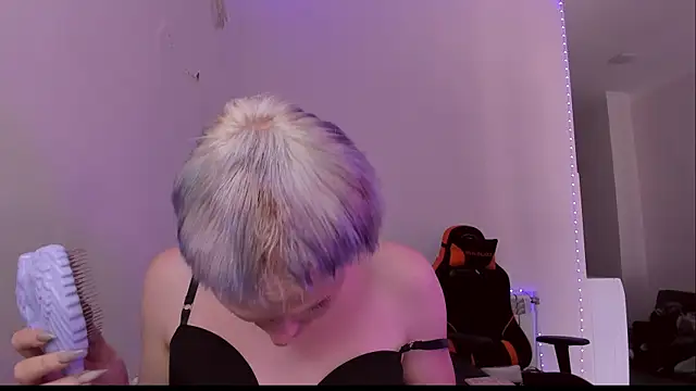 Lyricca Live XXX-chat