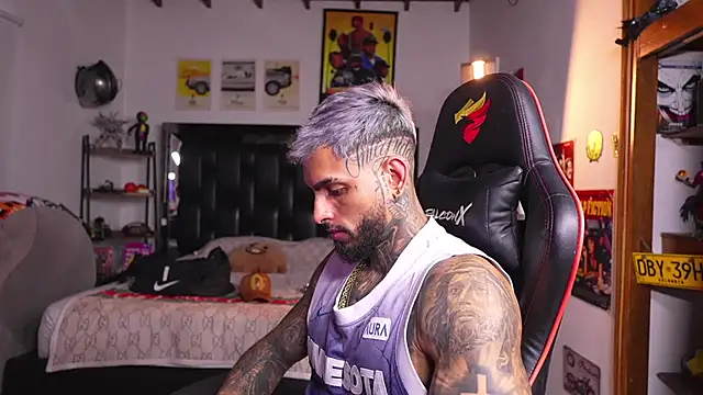 Živý XXX chat logan_hugh8