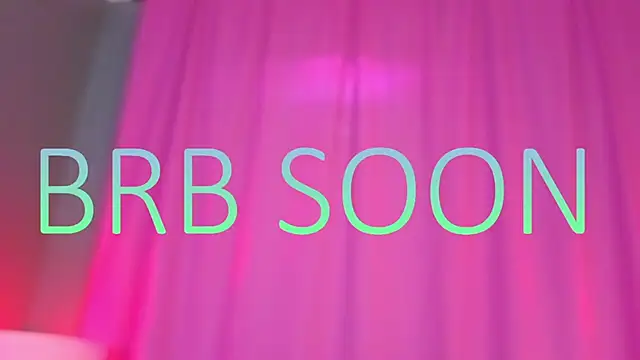 BarbaraGreen Adlı Modelin Canlı XXX Sohbeti