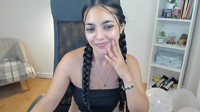 _BellaEvans_ live XXX chat