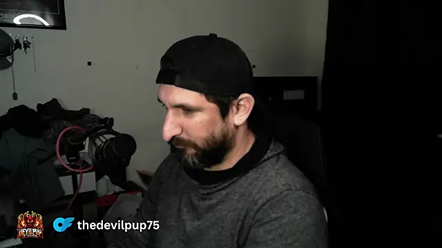 DevilPup75_'s Live XXX Chat