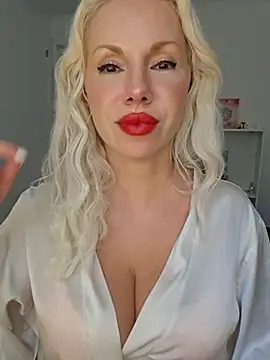 Show modela Mazlik27 na web-kameri
