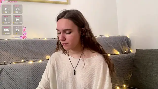 AliKnopn Live XXX chat