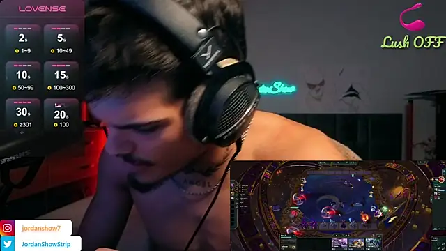 צ'אט XXX בשידור חי של JordanShow