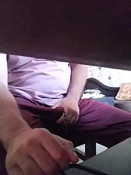 hairy_macho90: απευθείας συνομιλία ΧΧΧ
