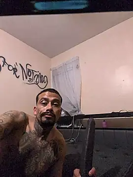 Cnutt310 XXX чат на живо