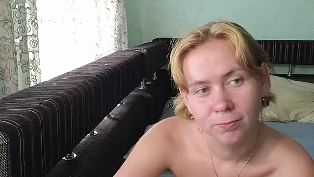 XXX chat uživo modela Riley_Roo