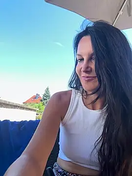 Chat XXX en directo de -OLYA-