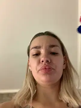 Sextazy Live XXX-chat