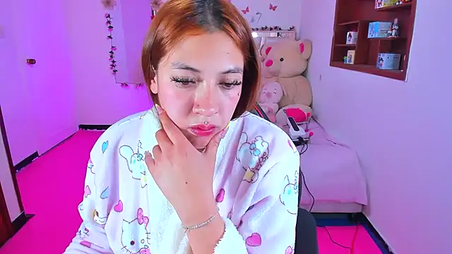 perlabeautiful's Live XXX Chat