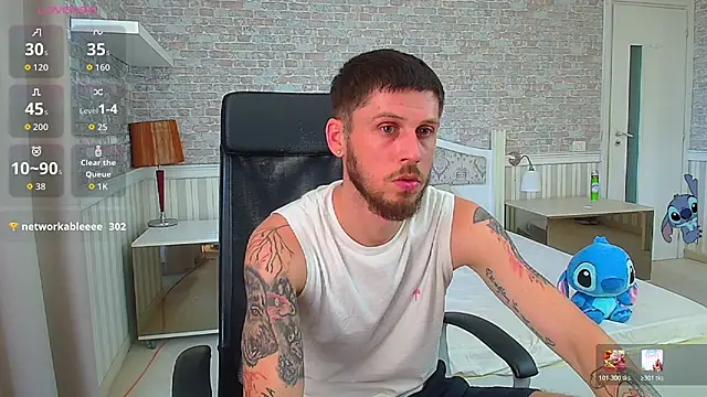 JonahShaw Adlı Modelin Canlı XXX Sohbeti