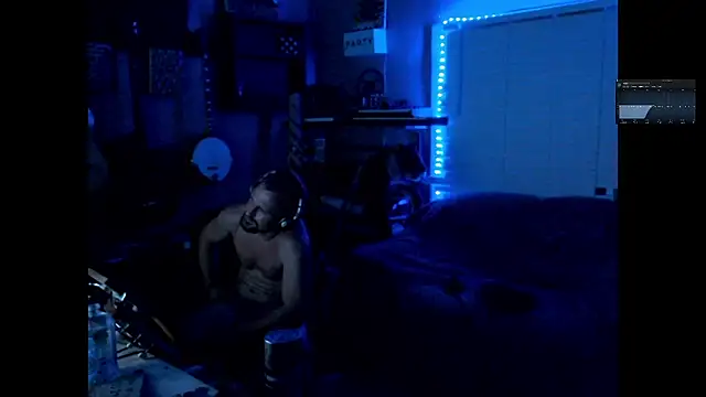 itsjameswebbscope élő XXX-chatje