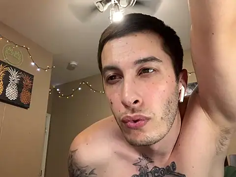 Chat XXX en directo de JuicyJoshy