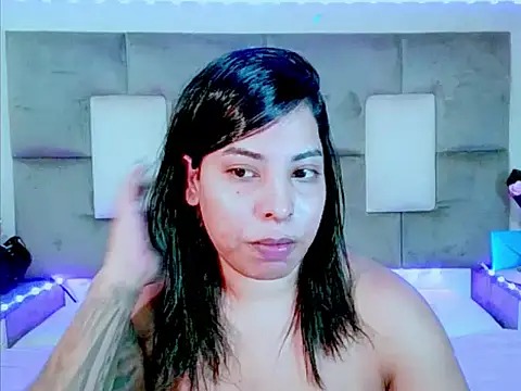 indiantopaz694u's Live XXX Chat