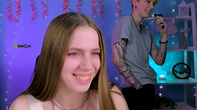 rose_danger_'s Live XXX Chat