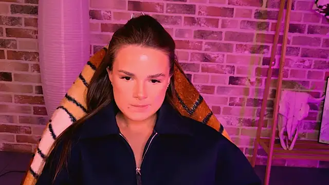 May_Bloom – Naživo XXX chat