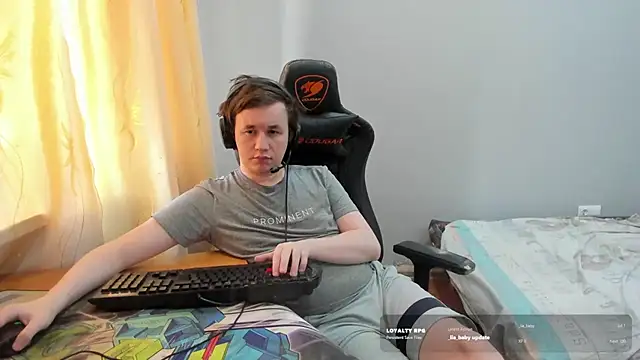 Онлайн чат XXX iliaskrislove