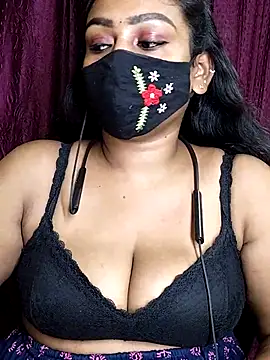 Tamil_Soniya live XXX chat