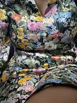 Millie246 XXX чат на живо