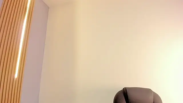 XXX chat uživo modela _ValeryCooper