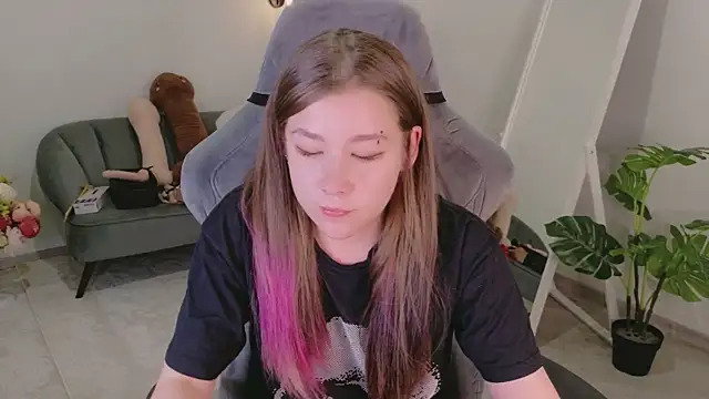 Mira_Falls Obrolan Langsung XXX