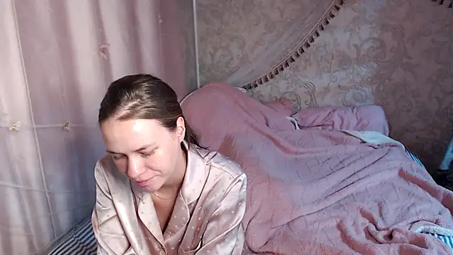 leila_bambi_ Adlı Modelin Canlı XXX Sohbeti
