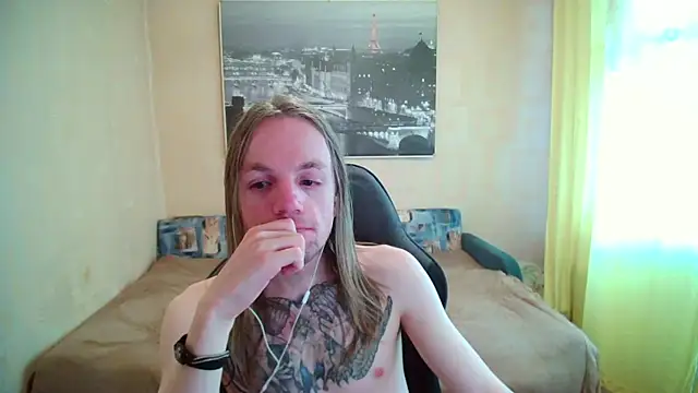 AdamDickens XXX чат на живо