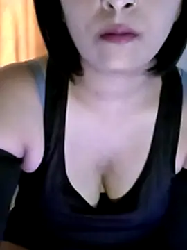 Queen_Kushi4 Adlı Modelin Canlı XXX Sohbeti