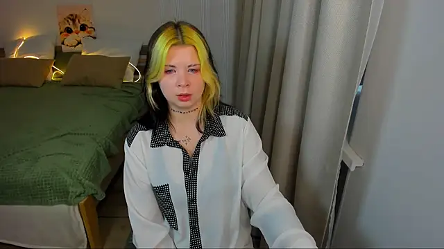 AliceSpencery Adlı Modelin Canlı XXX Sohbeti