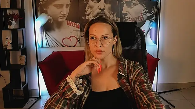 Онлайн чат XXX Charlotte_Hudson