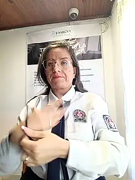 Valentina--1's Live XXX Chat