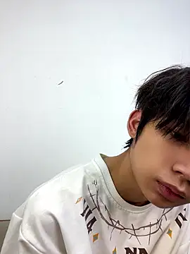 -OvO-'s Live XXX Chat