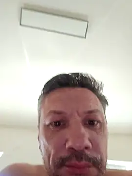 Chat +18 de tomek84 ao vivo