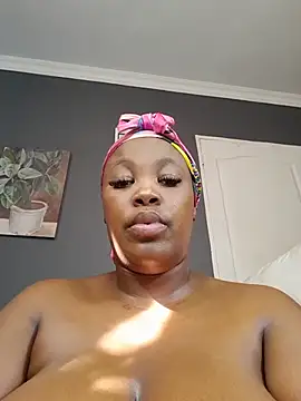 Živý XXX chat SWEETDOLLY29XX