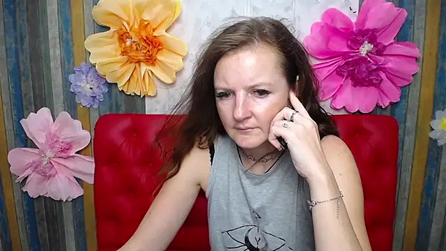 XXX chat uživo modela MeganPirs