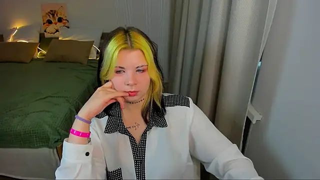 Chat +18 de AliceSpencery ao vivo
