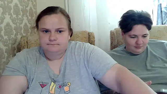 MilaXHelen's Live XXX Chat