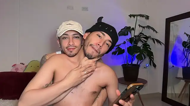 Chat +18 de Noah_and_Steven ao vivo