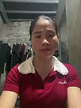 tinacum012's Live XXX Chat