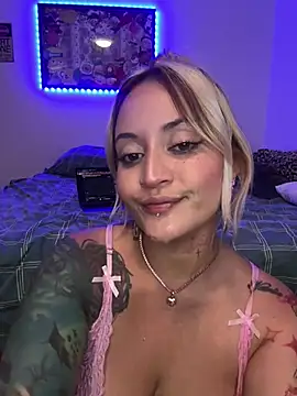 Czat XXX na żywo – RedVelvet_-