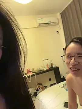 XIAOnaimao-001 Show in webcam